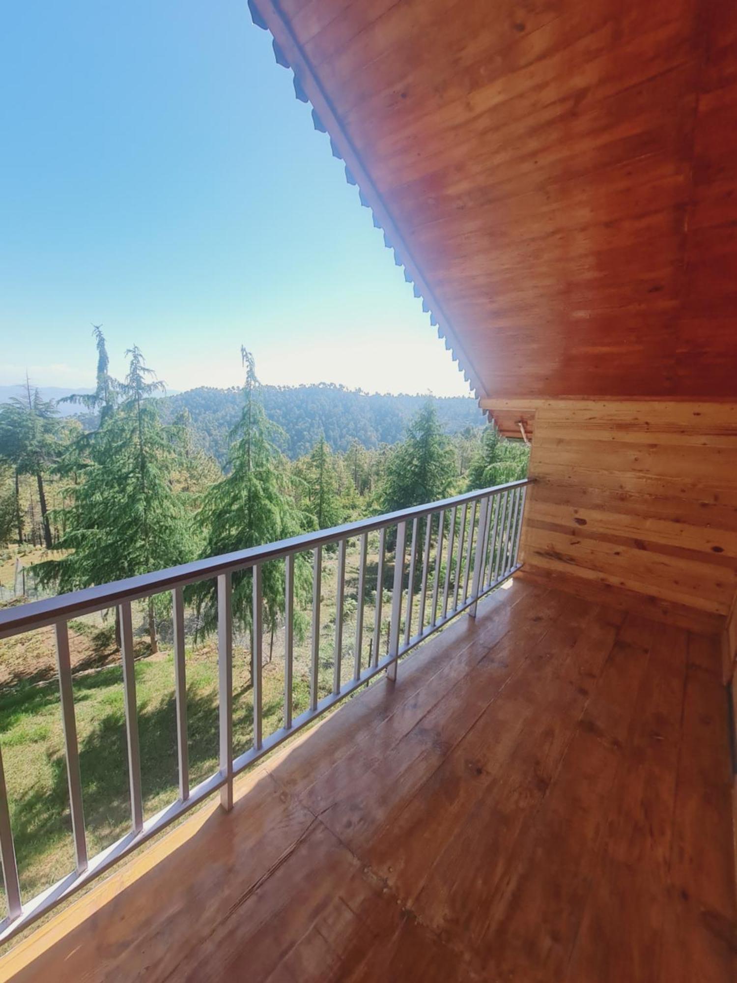 The Roots Homestay Алмора Екстериор снимка