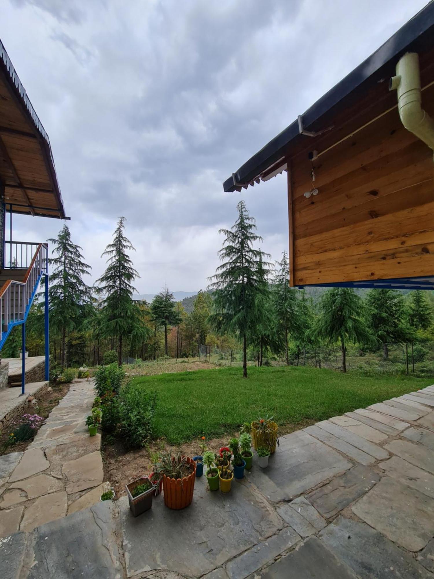 The Roots Homestay Алмора Екстериор снимка