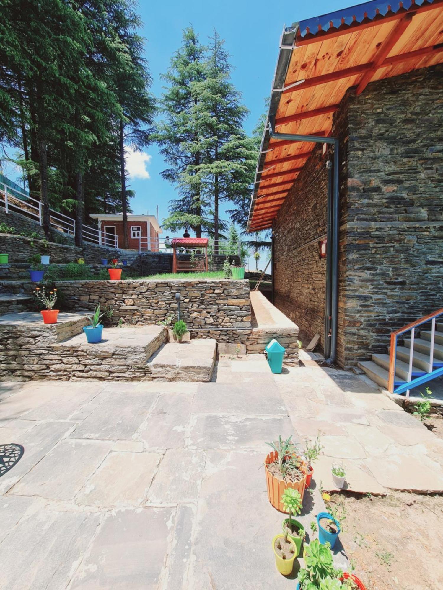 The Roots Homestay Алмора Екстериор снимка